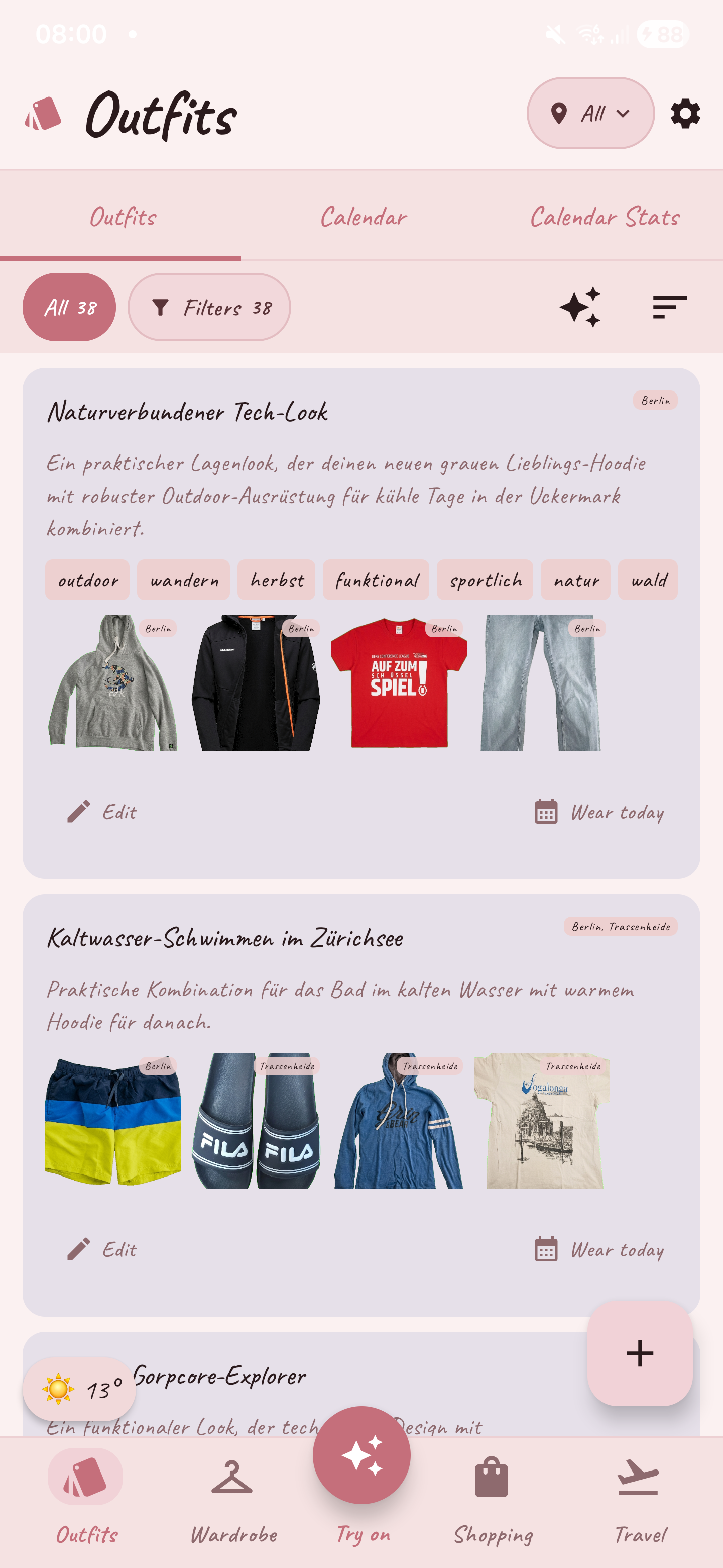 Outfit feed in LibreLookAI